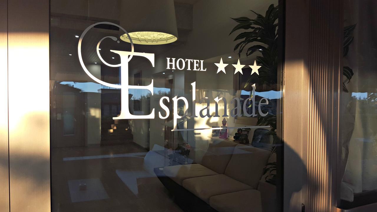 Hotel Esplanade Marina di Pietrasanta Exterior photo