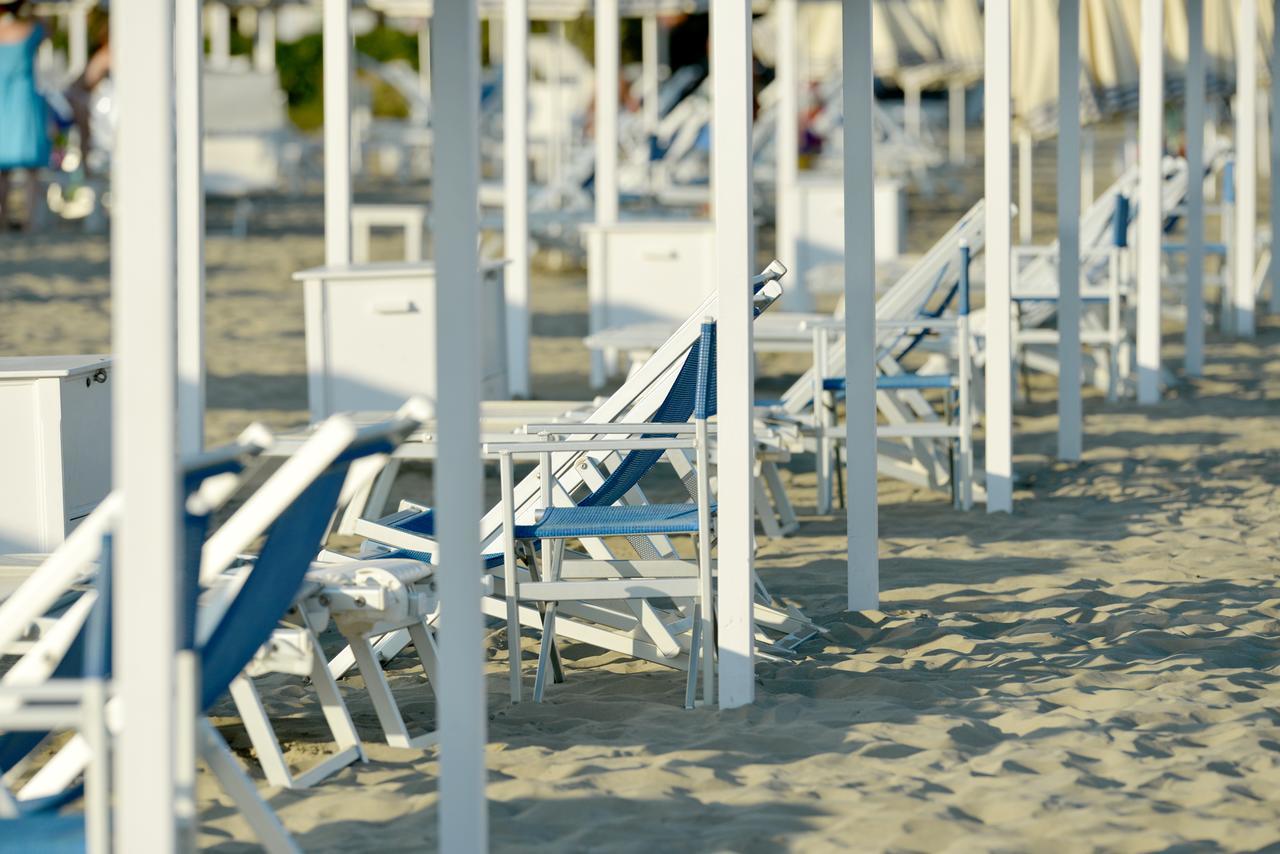 Hotel Esplanade Marina di Pietrasanta Exterior photo